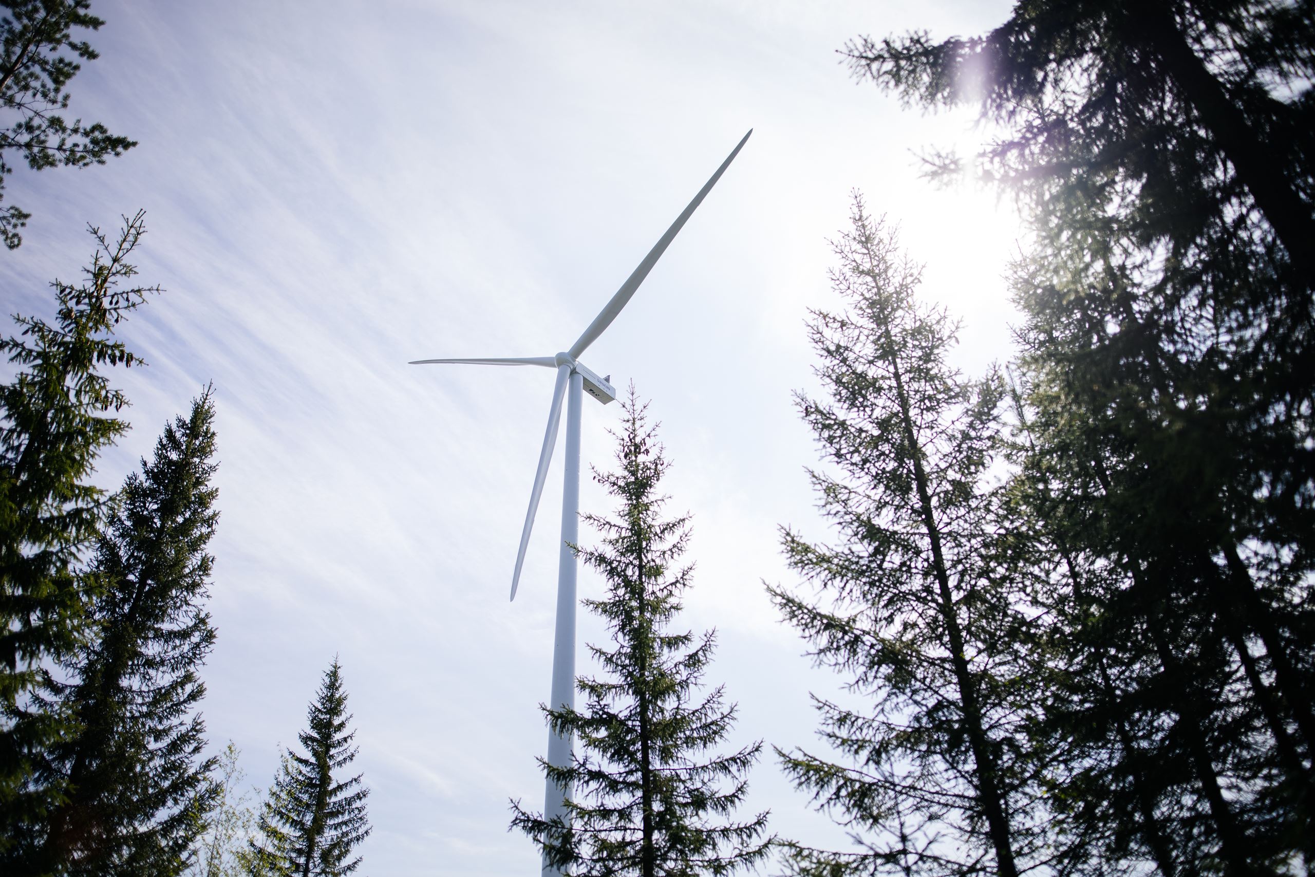 Sustainable data centers as a service